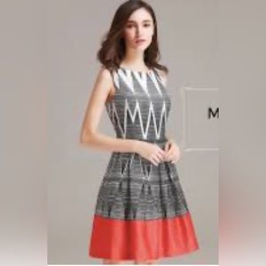 Tahari ASL Fit & Flare Chevron Dress Size 14